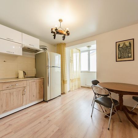 New Appartment Near Kyiv Airport Экстерьер фото